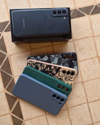 samsung S21 128 GB + 4 cover