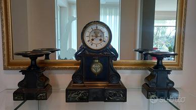 Sveglia Francese in marmo  Detouche del XIX