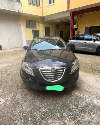 lancia delta 1.6 Mjt platino 