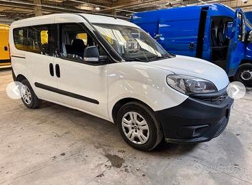 FIAT DOBLO' 1.3 AUTOCARRO 5 POSTI