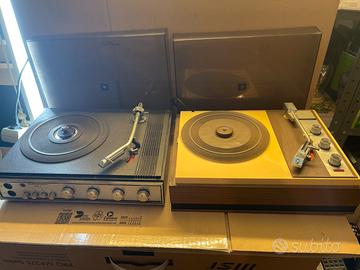 Lotto Vintage Hi-Fi: 2 Giradischi + Casse