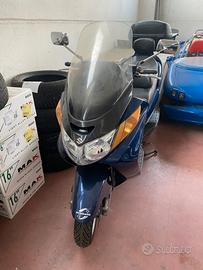 Suzuki Burgman 400 - 2003