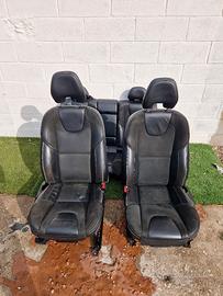 Volvo V40 2012-2019 sedili Anteriori posteriore