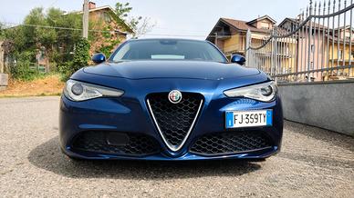Alfa Romeo Giulia 2.2 t AT8 Super 150cv