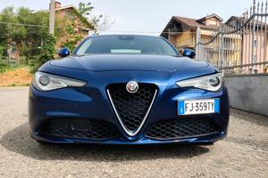 Alfa Romeo Giulia 2.2 t AT8 Super 150cv