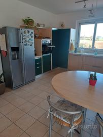 Cucina completa usata .