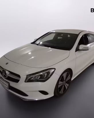 MERCEDES-BENZ CLA (C/X117) - CLA 200 d S.W.