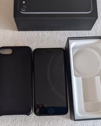 Apple iPhone 7 128GB Jet Black