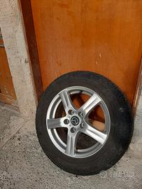 Gomme e cerchi invernali 215/60R16