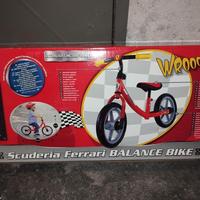 Balance Bike Chicco Scuderia Ferrari 