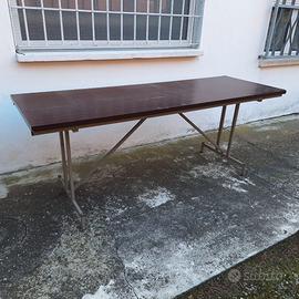 TAVOLO IN FERRO E LEGNO 