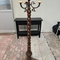 Storico appendiabiti in legno