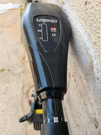 barchetta 220 con motore a batteria 