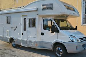 Arca GLM 720 Iveco 35c18