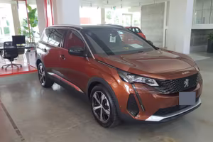 Peugeot 5008 BlueHDi 130 S&S EAT8 GT – 7 posti 