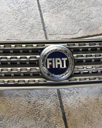 GRIGLIA RADIATORE FIAT PUNTO 3/2007 GRIGIO CON FRE