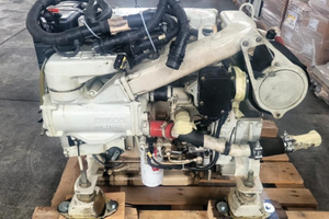 Entrobordo usato FPT 4 cilindri 250 HP da lavoro