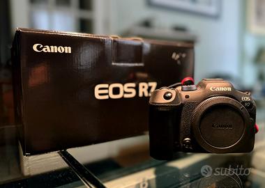 CANON R7