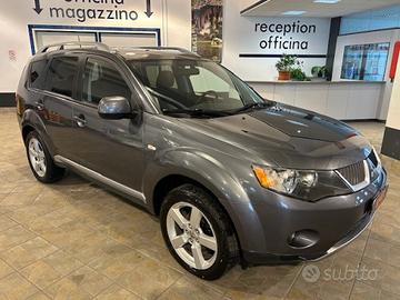 MITSUBISHI Outlander 2.0 DI-D "7POSTI" 4WD "NEO