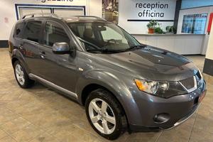 MITSUBISHI Outlander 2.0 DI-D "7POSTI" 4WD "NEO