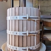 Attrezzatura per vendemmia (uso familiare)