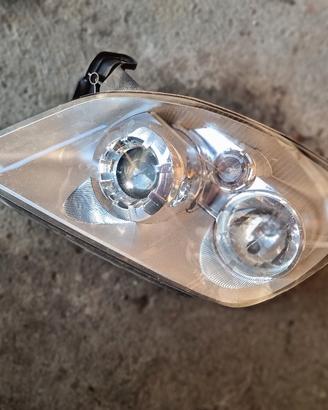 faro anteriore opel tigra twin top sx 