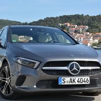 Mercedes classe a,classe b disponibii ricambi auto