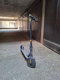 Monopattino Xiaomi Scooter Pro 2