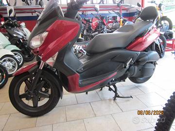 Yamaha X-Max 125 scooter