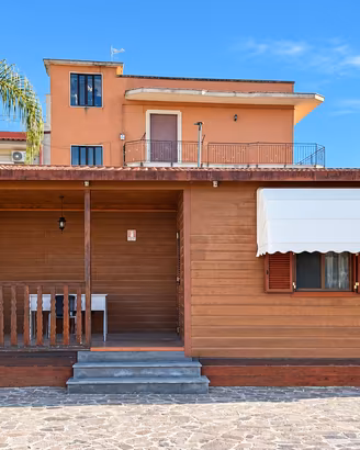 Casa in legno prefabbricata