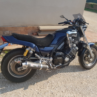 Yamaha fzx 750