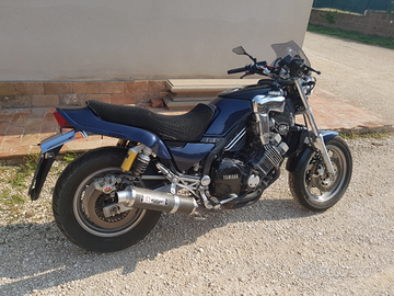 Yamaha fzx 750