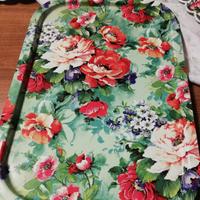 vassoio con fiori rossi nuovo 