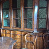 Mobili antichi sala pregiati credenza tavolo sedie