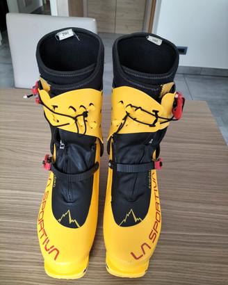 Scarponi sci alpinismo Syborg