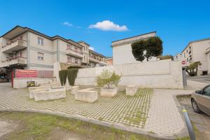 4 LOCALI A MONTE DI PROCIDA