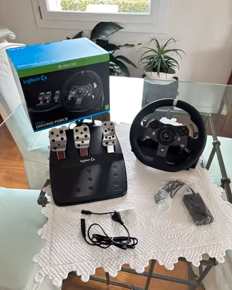 Volante da corsa Logitech G920 (XBox/Pc)