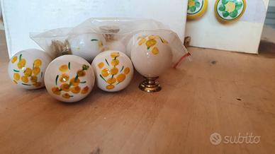 Pomelli in ceramica