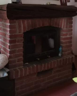 Interno camino in ghisa