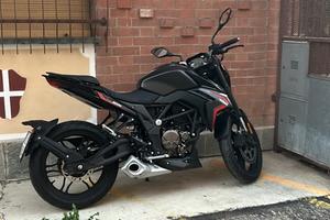 Moto 300 voge brivido 300R