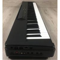 Pianoforte Yamaha P80