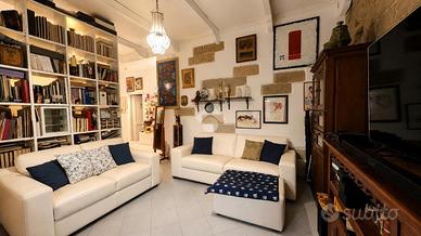 CASA SEMINDIPENDENTE A ORISTANO