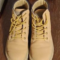 Scarponi in pelle taglia 43