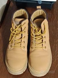 Scarponi in pelle taglia 43