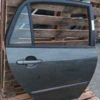 Toyota corolla porta ant e post 1998