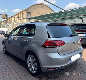 Golf VII  2.0 150cv highline