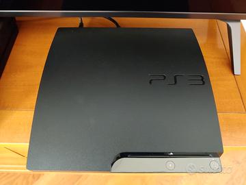 PlayStation 3 Slim 250 giga, 6 giochi, accessori
