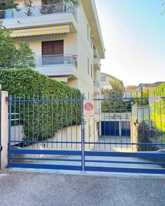 Box / Garage di 41 m² a Varese