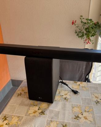 Sound bar LG da 300 w usato