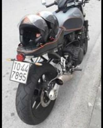 Triumph  trident caferacer 